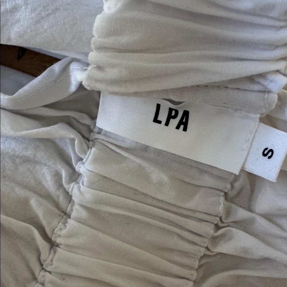 LPA White crop Ruffle Blouse - Picture 3 of 3